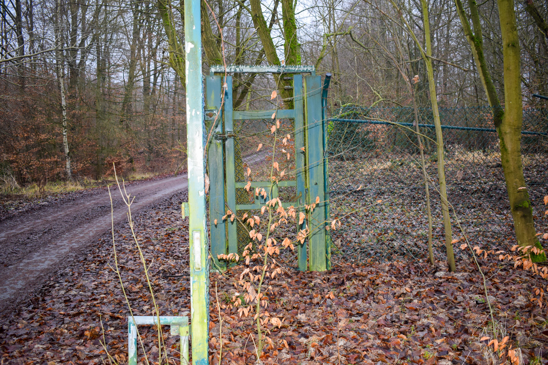 Das Eingangstor ist noch erhalten