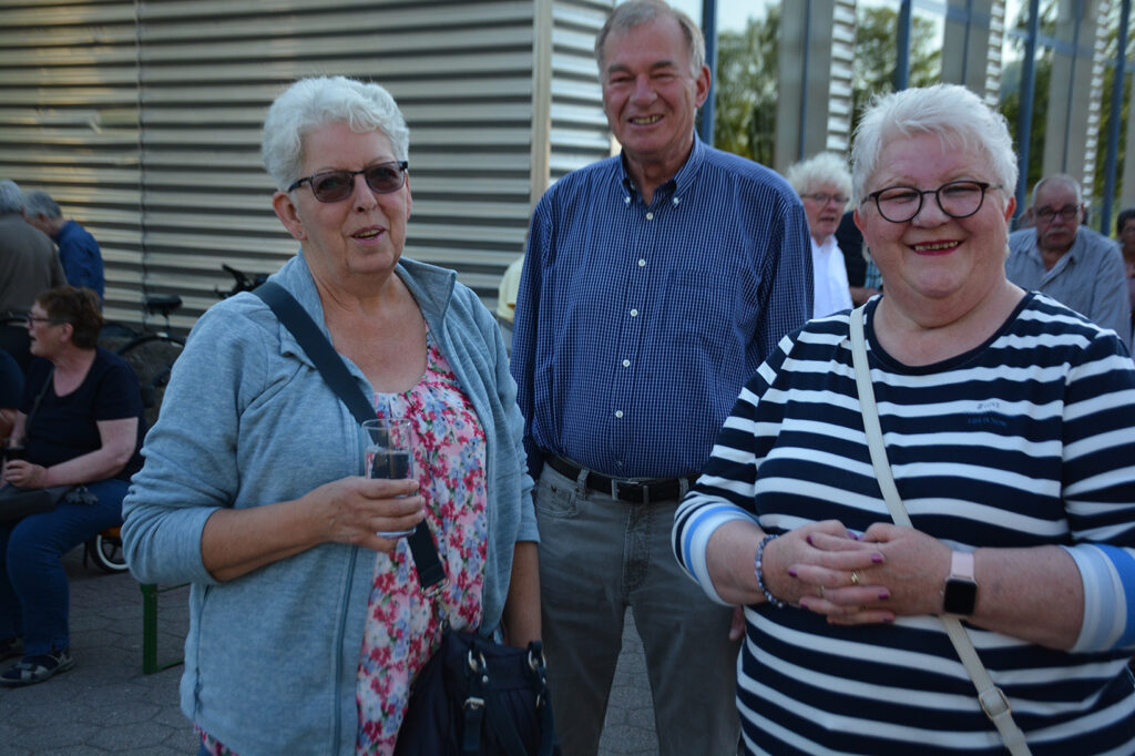 40 Jahre Maibaumsetzen in Boffzen: Tradition trifft Feierlaune