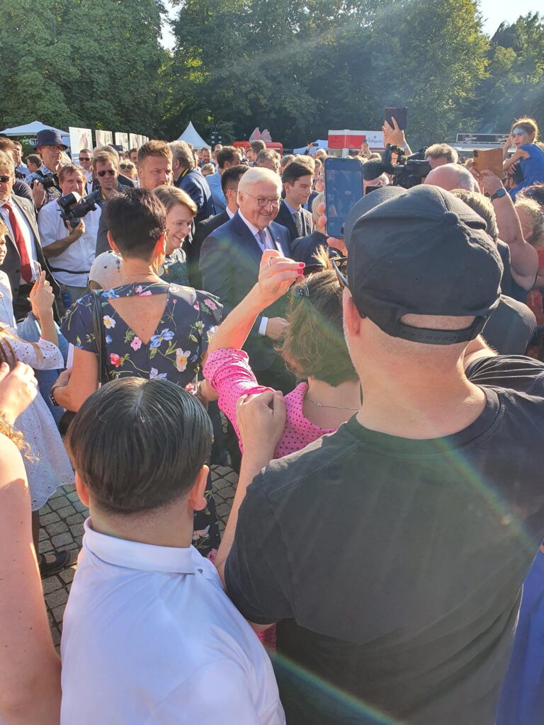 Vom Kreis Holzminden ins Schloss Bellevue: Ein Fest für das Ehrenamt