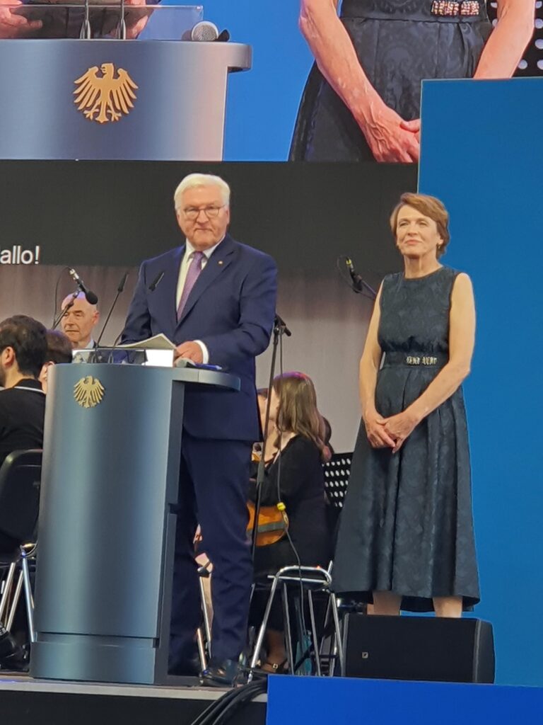 Vom Kreis Holzminden ins Schloss Bellevue: Ein Fest für das Ehrenamt