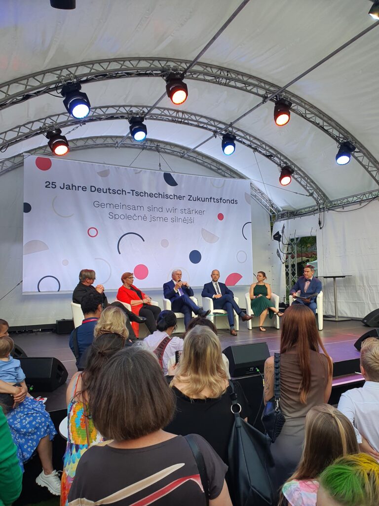 Vom Kreis Holzminden ins Schloss Bellevue: Ein Fest für das Ehrenamt