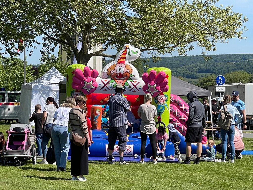 Von Drachenboot bis Blütenfee – Beverungen feiert WSV-Jubiläum und Stadtfest